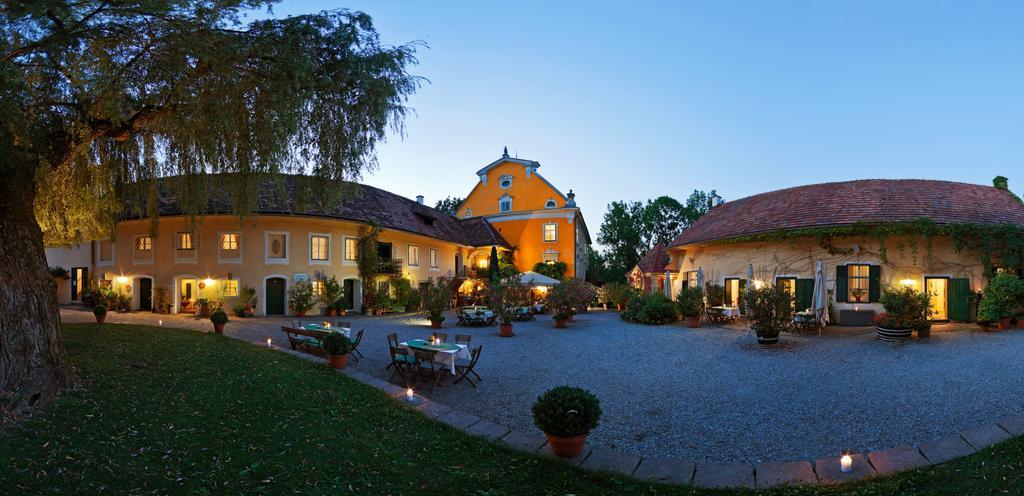 Hotel Schloss Gamlitz Exterior foto